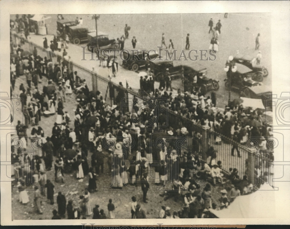 1926 Press Photo Thousand of people attend last service at Mexican Cathedral - Historic Images