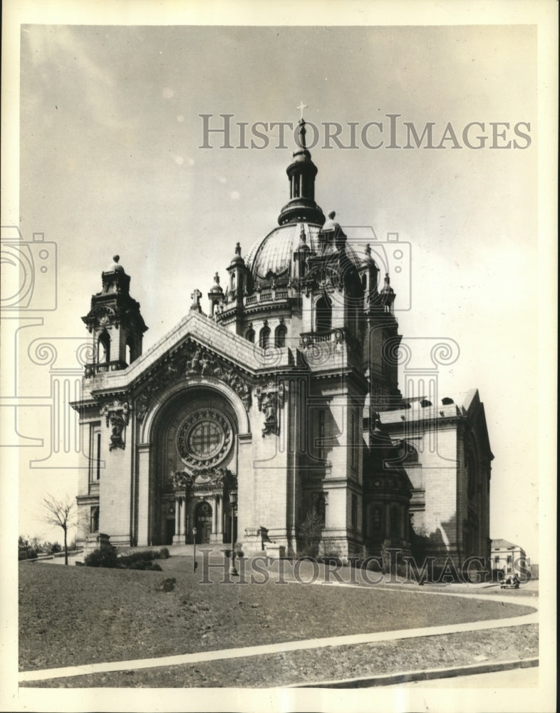 1941 Press Photo Catholics and Bishops Attend the St Paul Cathedral in St Paul-Historic Images