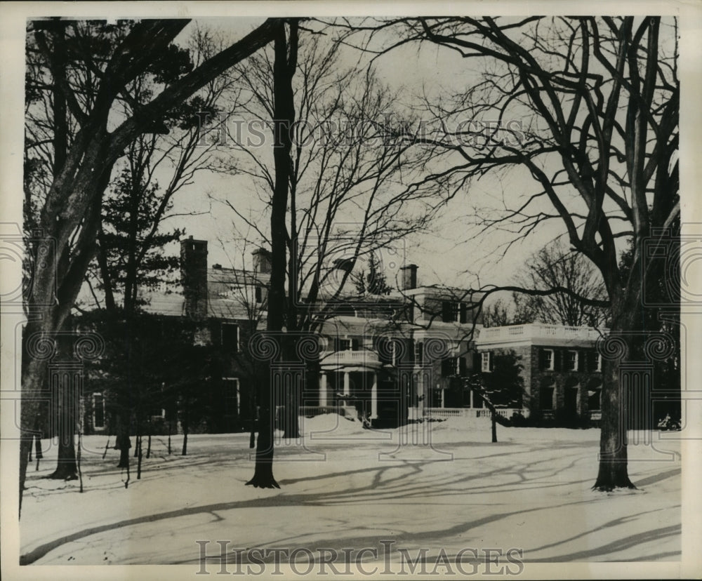 1946 Press Photo Hyde Park, New York Home of Franklin Roosevelt - sbx10679-Historic Images