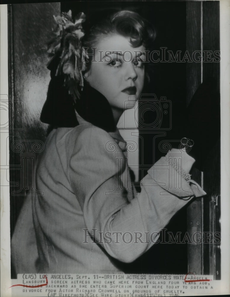 1946 Press Photo Angela Lansbury at LA court for divorce from Richard Cromwell - Historic Images