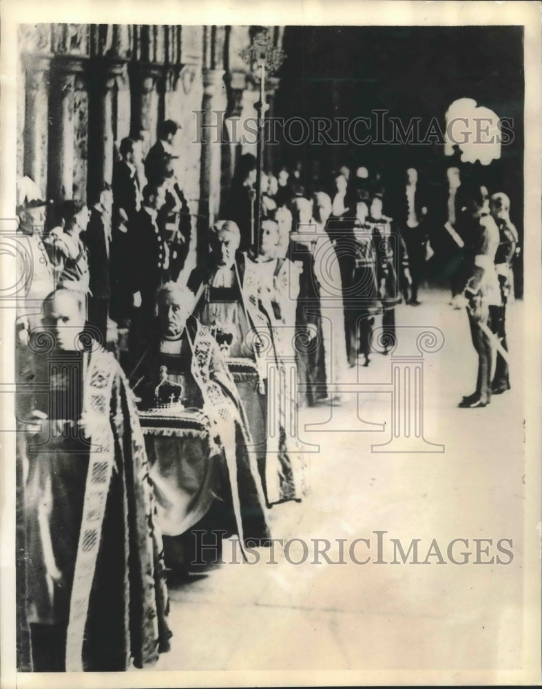 King George and Queen Elizabeth's Coronation in London-Historic Images