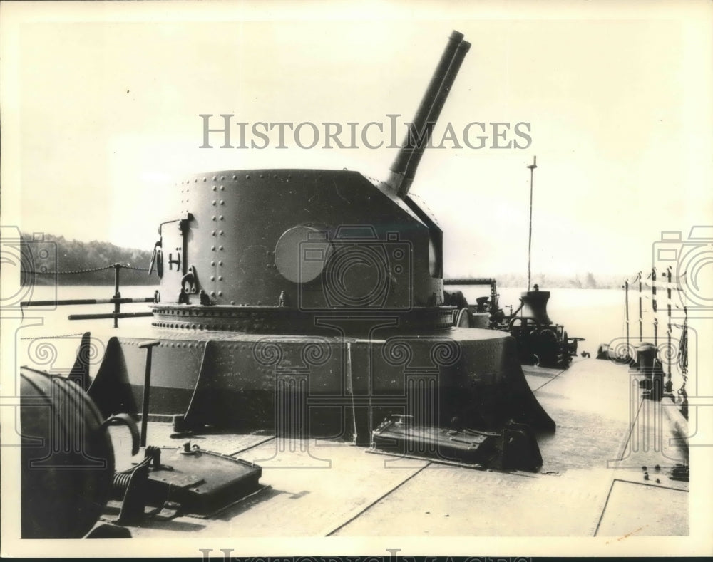 1938 Press Photo Anti-Aircraft Battery on Patrol Boat in Prague, Czechoslovakia-Historic Images