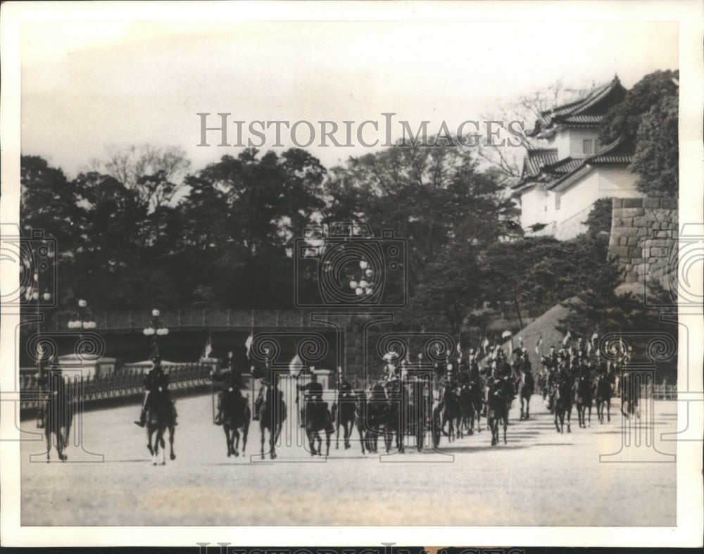 1935 Press Photo H.I.H.Prince Mikasa and his official Procession on the occasion - Historic Images