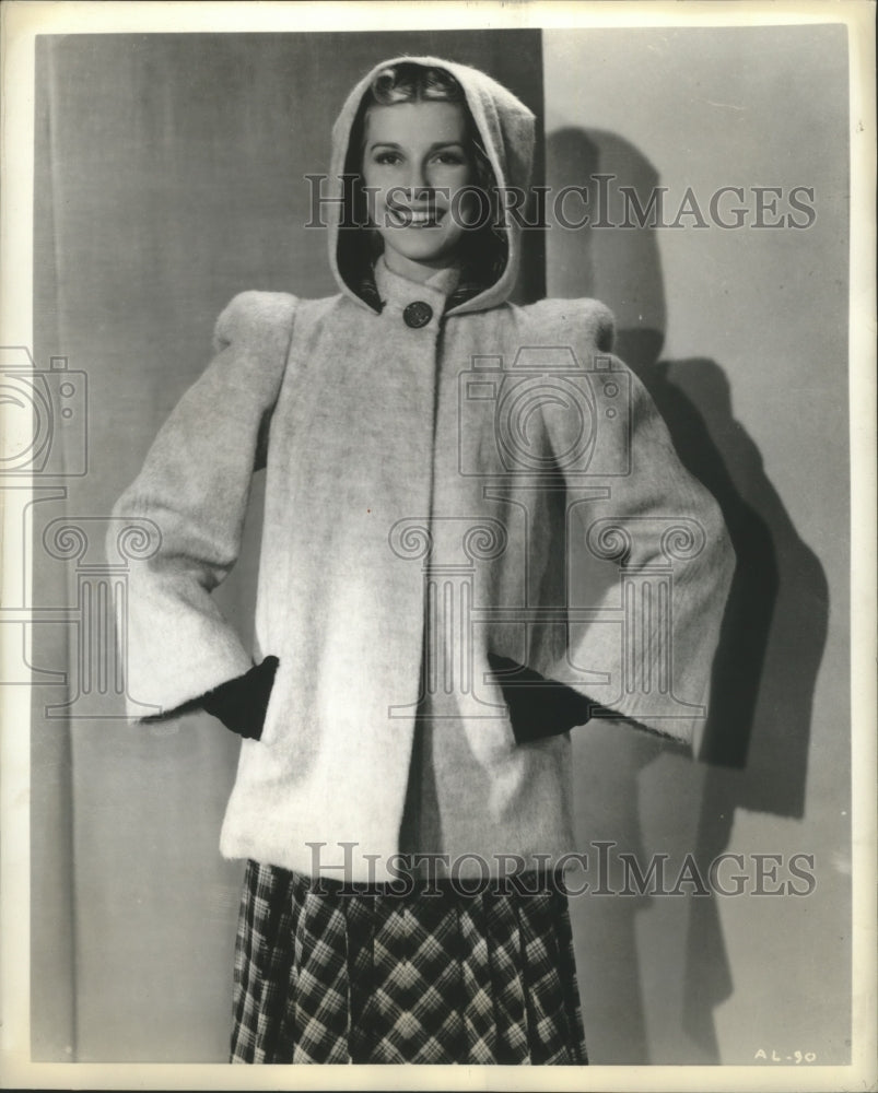 1939 Press Photo Anita Louise, RKO Radio screen favorite wears a sports jacket - Historic Images