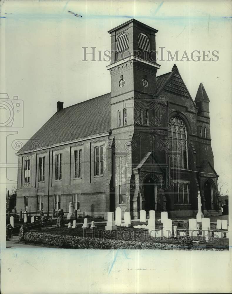 1965 Exterior view of Bethel Methodist Church - Historic Images