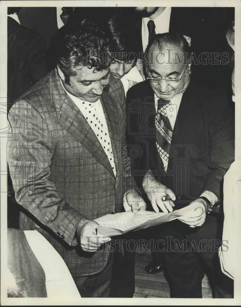 1974 Press Photo Councilman Anthony R. Gaeta checking tally sheet, Lyceum - Historic Images