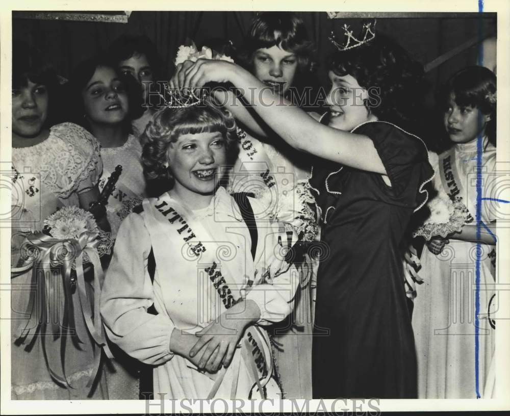 1979 Press Photo Tottenville pageant winners Christine Bassano, Laura McCormick - Historic Images