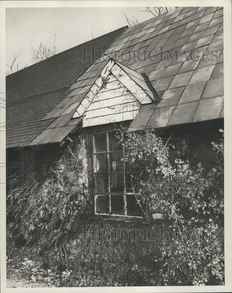 1966 Exterior view of Charles Sem home-Historic Images