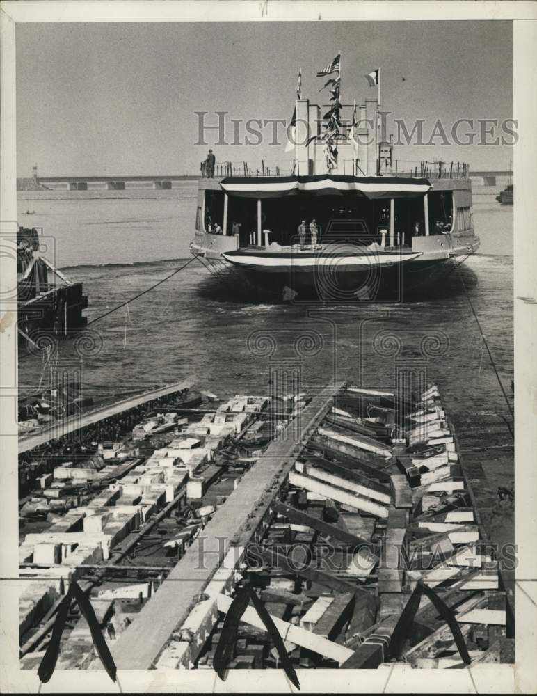 1950 The Cornelius G. Kolff Ferryboat-Historic Images