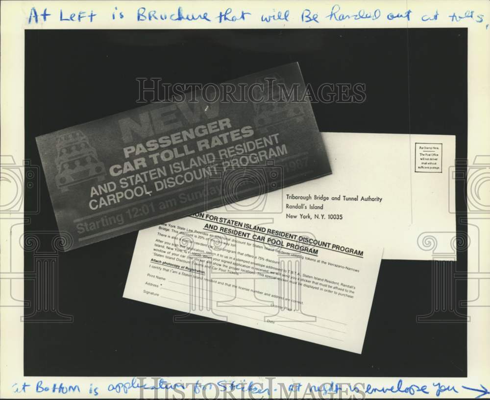 1987 Press Photo Verrazano-Narrows Bridge car-pool discount brochures - Historic Images