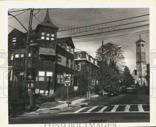 1990 Press Photo St. Peter's R.C. Church, Westervelt Avenue, New Brighton - Historic Images