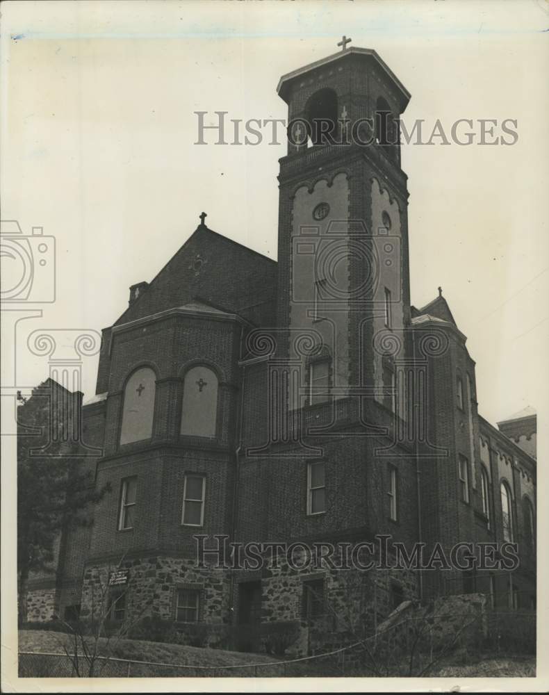 1968 Press Photo St. Stanislaus Kostka R.C. Church exterior view, New Brighton - Historic Images