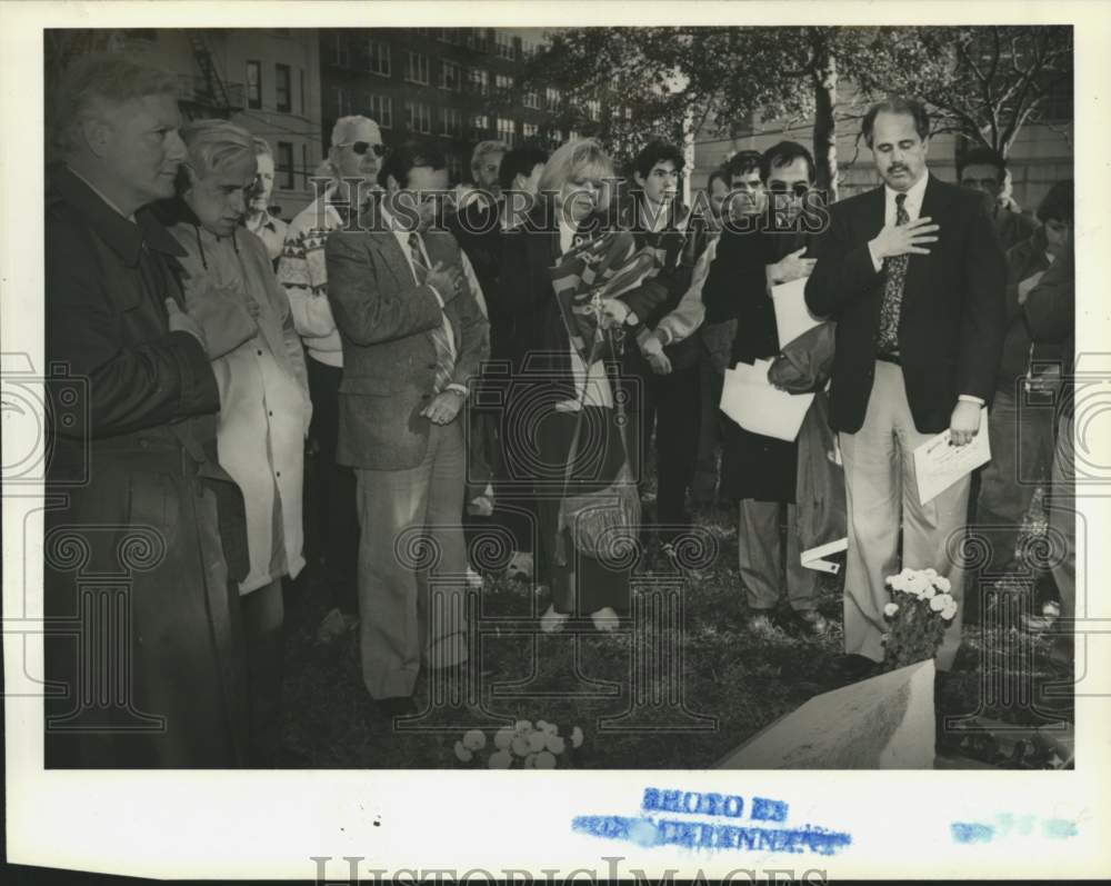 1991 Press Photo Ceremony at Lieutenant Nicholas Lia Park - Historic Images