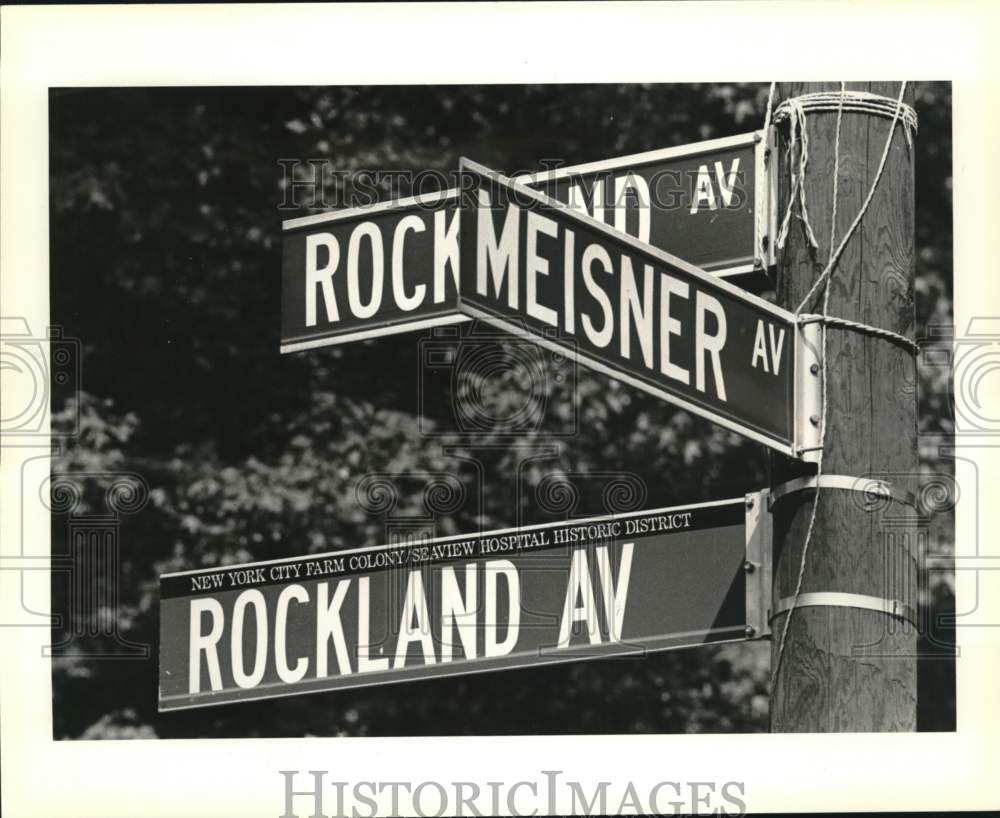 1990 Press Photo Rockland Avenue street sign, Sea View - Historic Images