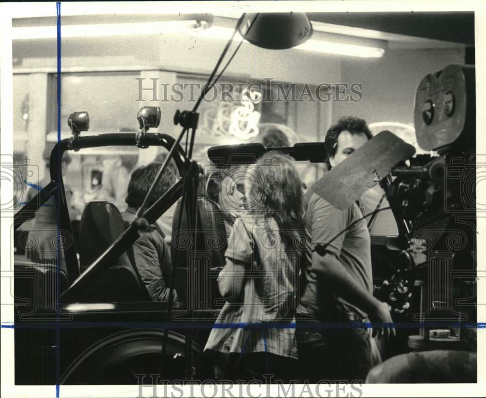 1980 Gloria Vanderbilt commercial being filmed in Dongan Hills - Historic Images