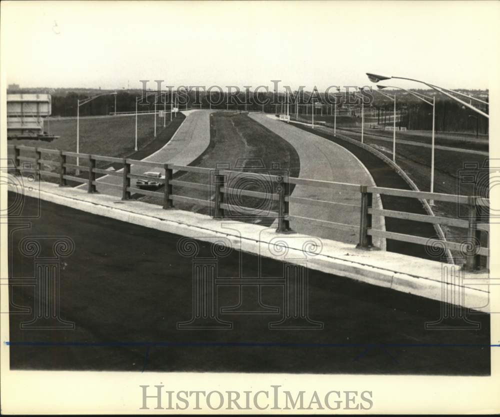 1964 View of the Staten Island Expressway from a bridge-Historic Images