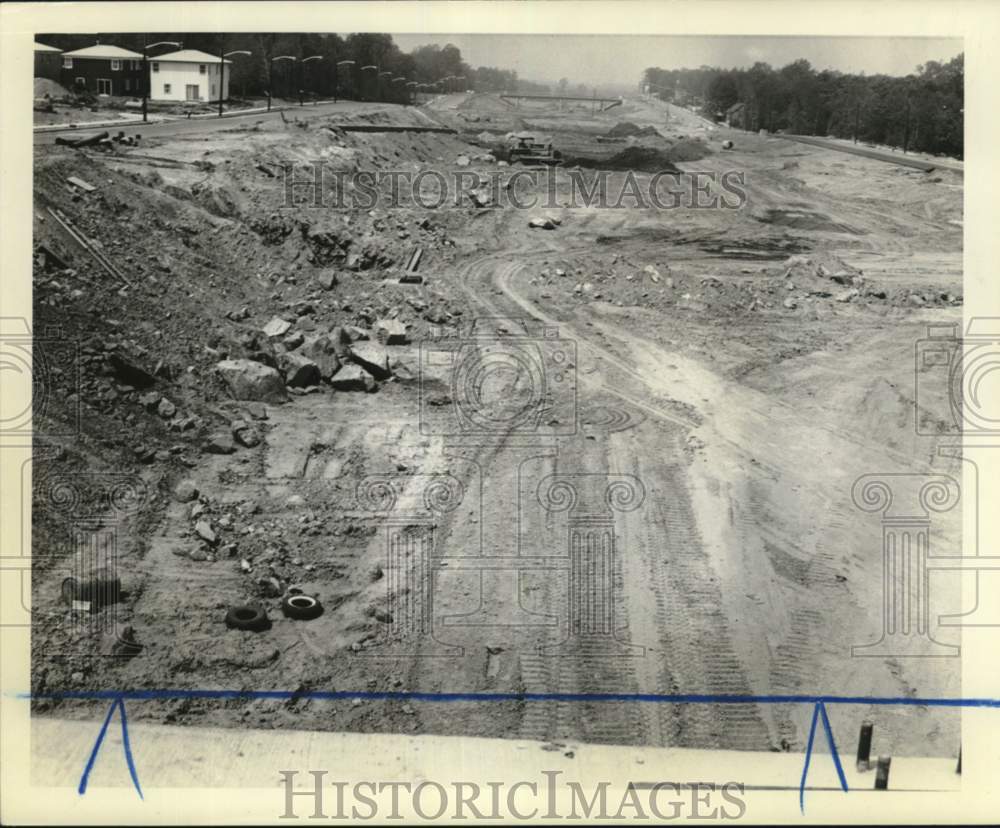 1964 Expressway construction view from Bradley Avenue, Willowbrook-Historic Images