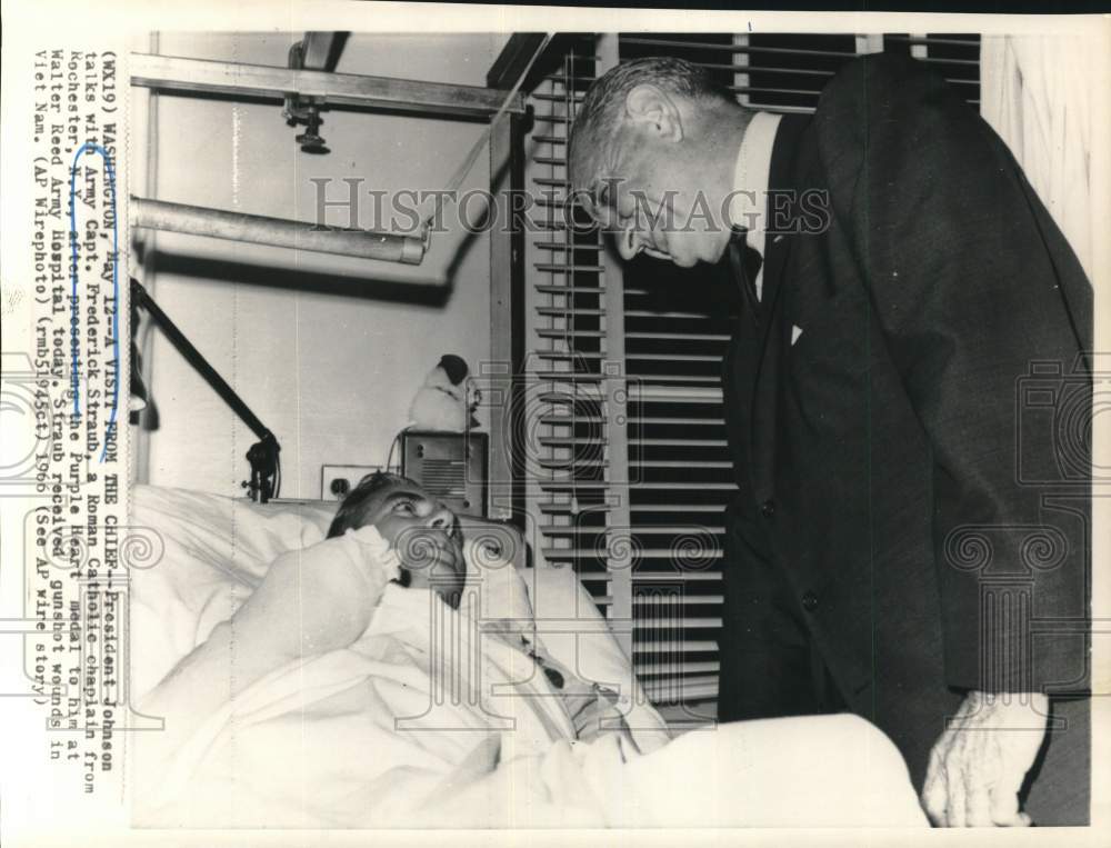 1966 President Johnson &amp; Hospitalized Army Captain Frederick Straub-Historic Images