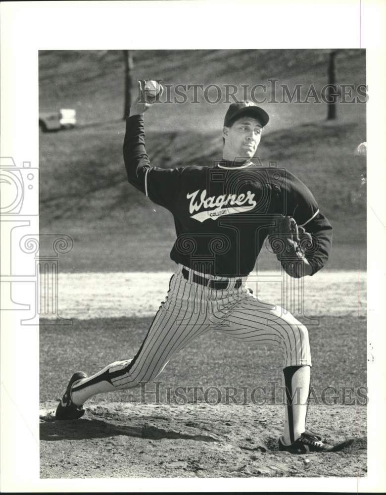 1989 Press Photo George Gagliardi, Wagner College Baseball Pitcher Readies Throw - Historic Images