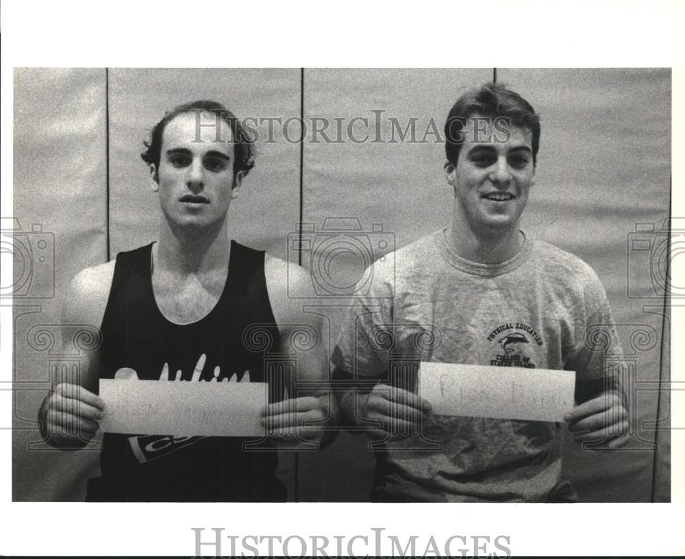 Press Photo College of Staten Island Basketball Teammates - sia23654 - Historic Images