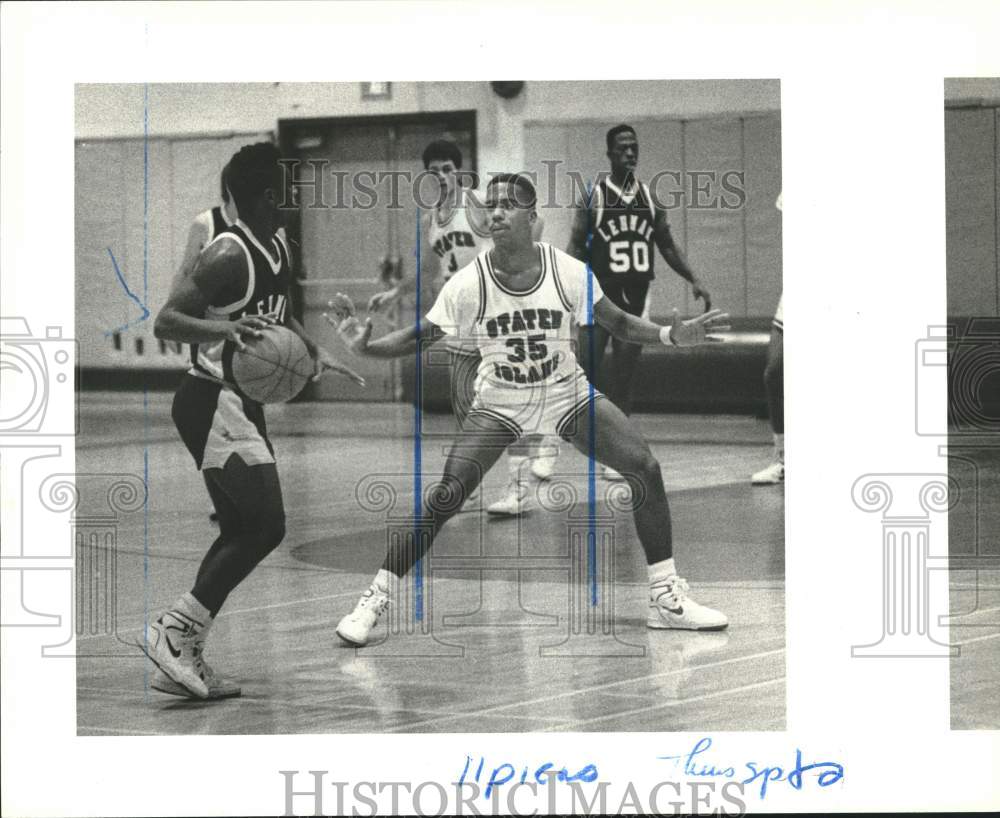 Press Photo Staten Island basketball game action - sia24234- Historic Images