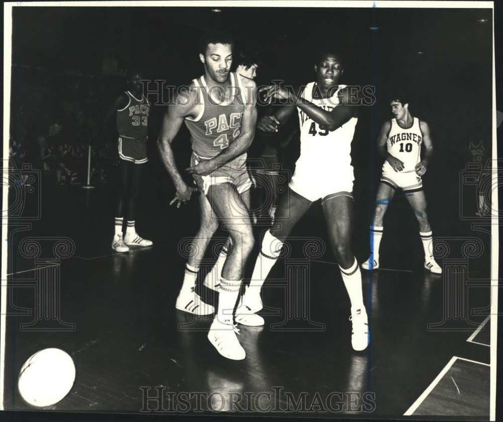 1979 Press Photo Wagner College Basketball Players Versus Pace University - Historic Images