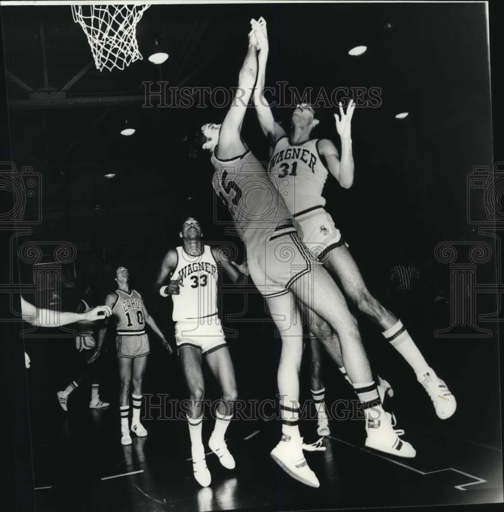 Press Photo Wagner College Basketball Game Action- Historic Images