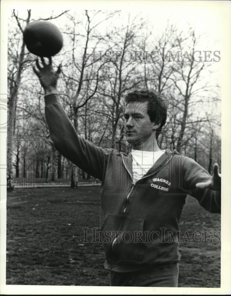 1984 Press Photo Wagner College football team&#39;s Scott McElrath - sia31720 - Historic Images