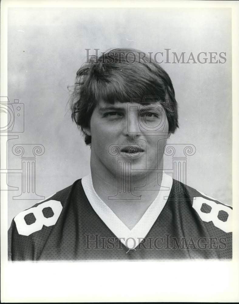 Press Photo Wagner College football player Bob Flaherty - sia31744 - Historic Images