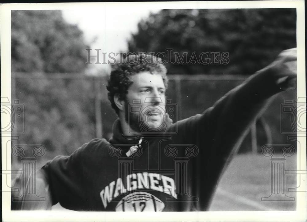 Press Photo Wagner College Football Player #12 Prepares to Throw Ball - Historic Images