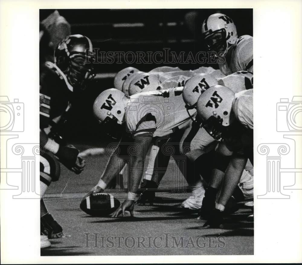 Press Photo Wagner College Football Team Lines Up for Snap - Historic Images