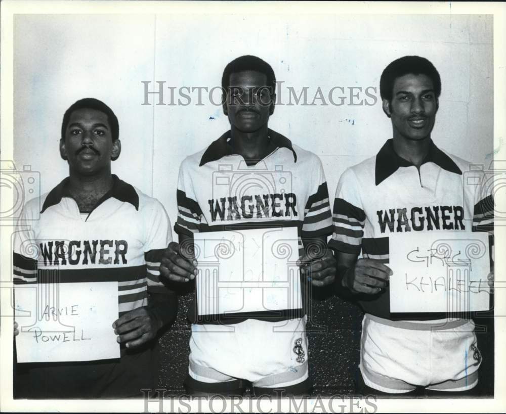 Press Photo Wagner basketball players Arvie Powell, Larry Clark, Greg Khaleel- Historic Images