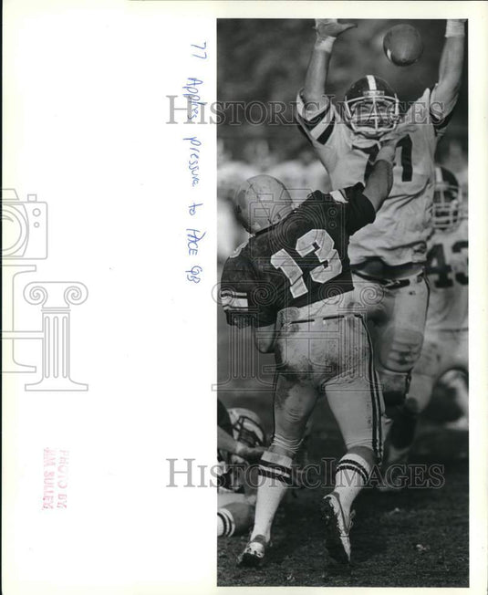 Press Photo Wagner College Football Game Action Versus Pace University- Historic Images