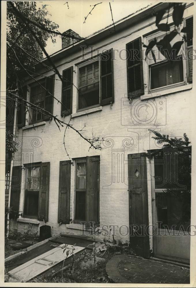 1966 Press Cruzer-Pelton House, US Register of Historical Places, before repair - Historic Images