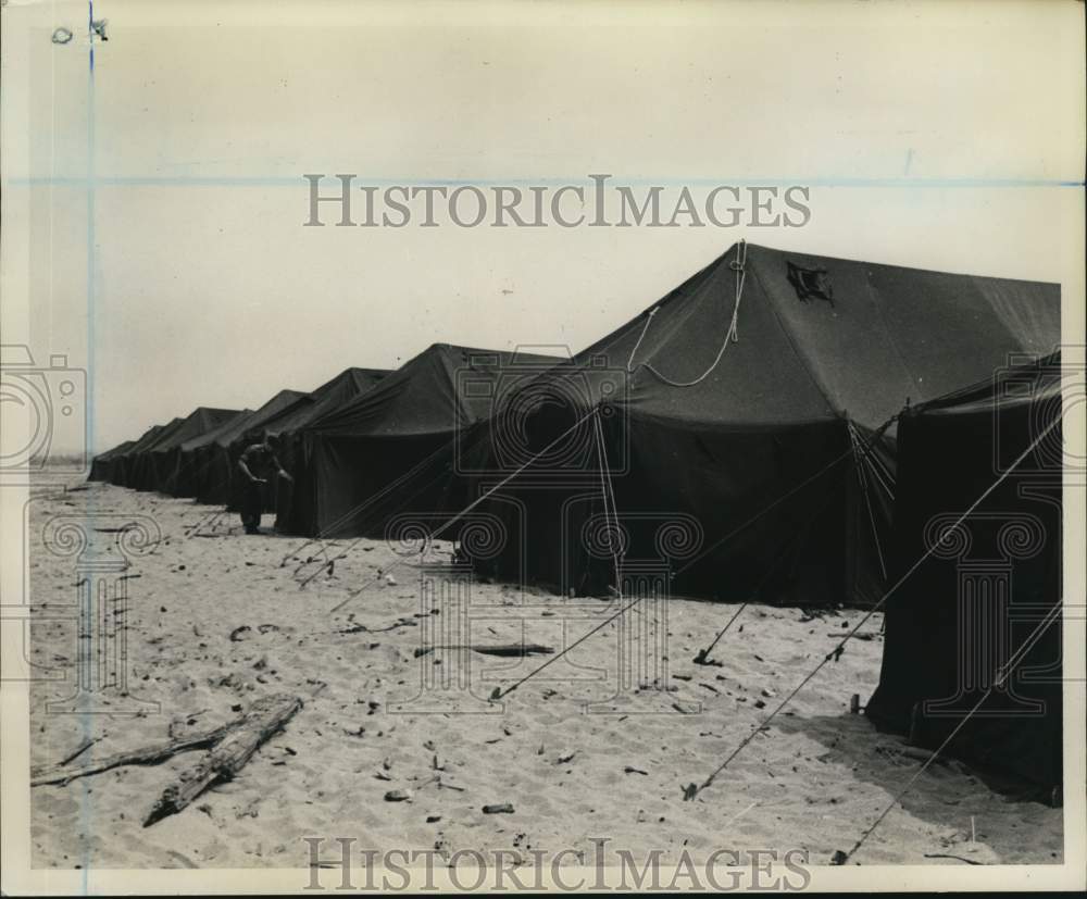 1966 Press Photo Green Beret Special Forces Tents at Miller Field in New Dorp- Historic Images