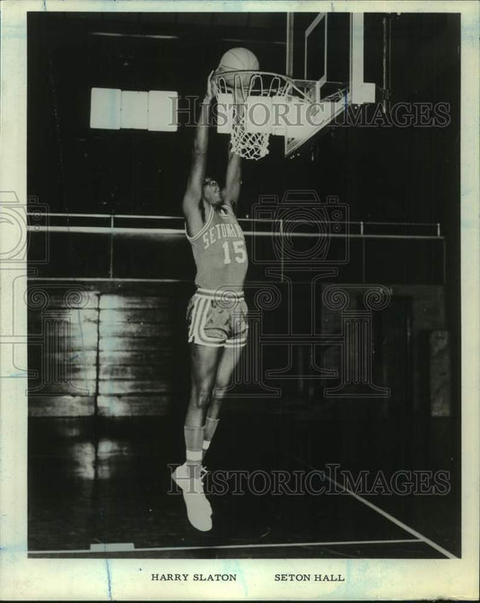 1963 Press Photo Seton Hall college basketball player Harrison Slaton- Historic Images