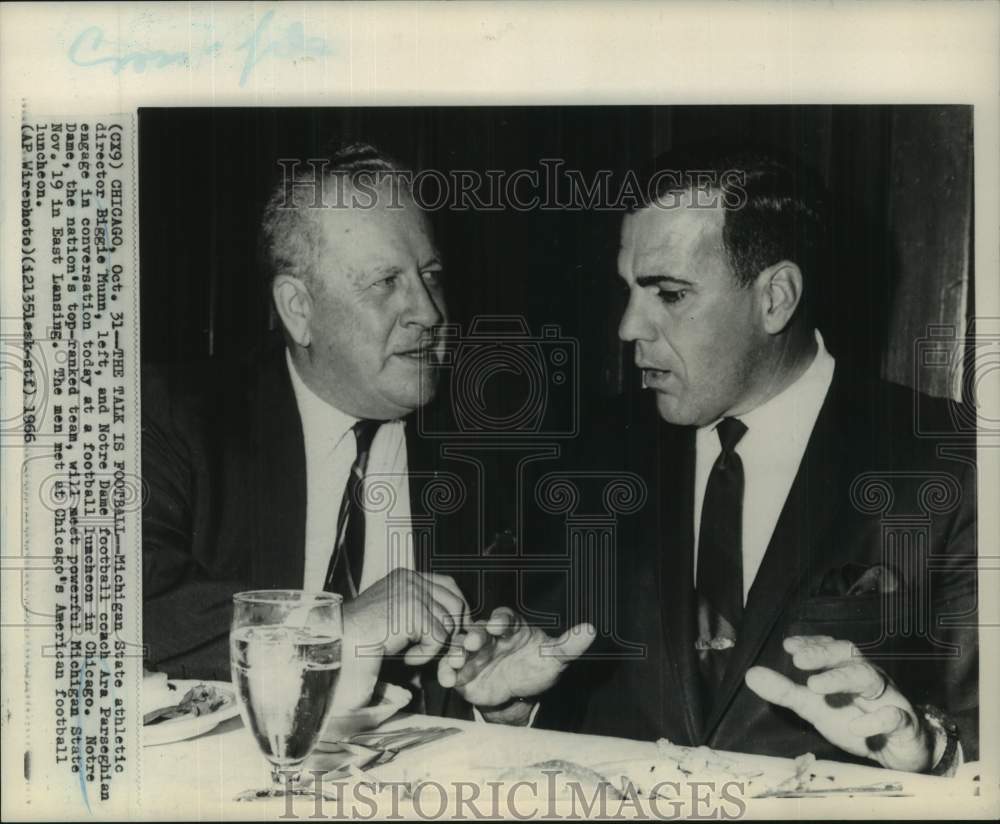 1966 Press Photo Michigan State AD Biggie Munn and Ara Parseghian of Notre Dame- Historic Images