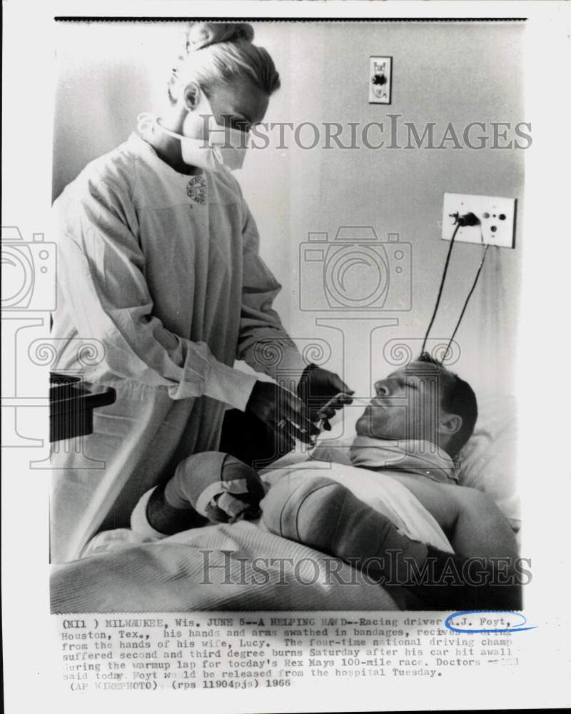 1966 Press Photo Race Car Driver A.J. Floyt and Wife at Hospital in Wisconsin - Historic Images