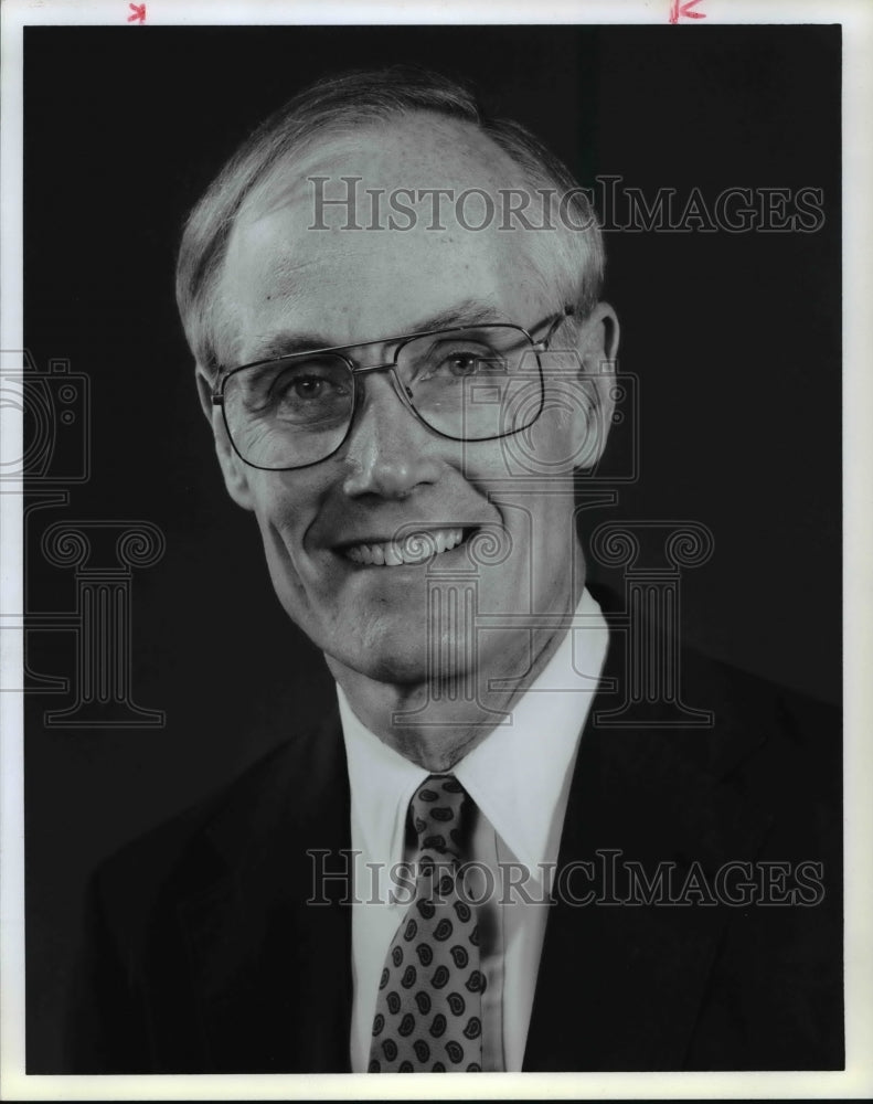 1993 Press Photo Senator Slade Gorton - Historic Images