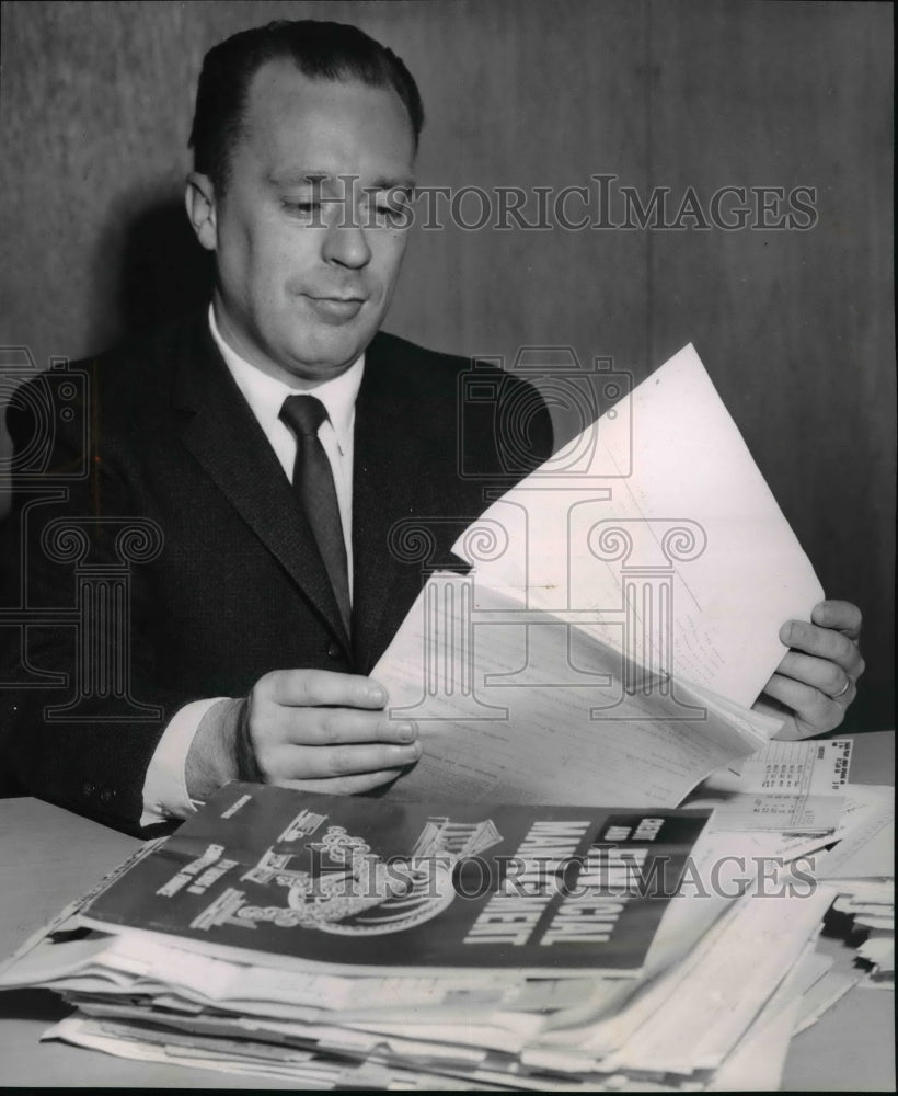 1962 Press Photo Robert N. Mahar, Manager - Historic Images