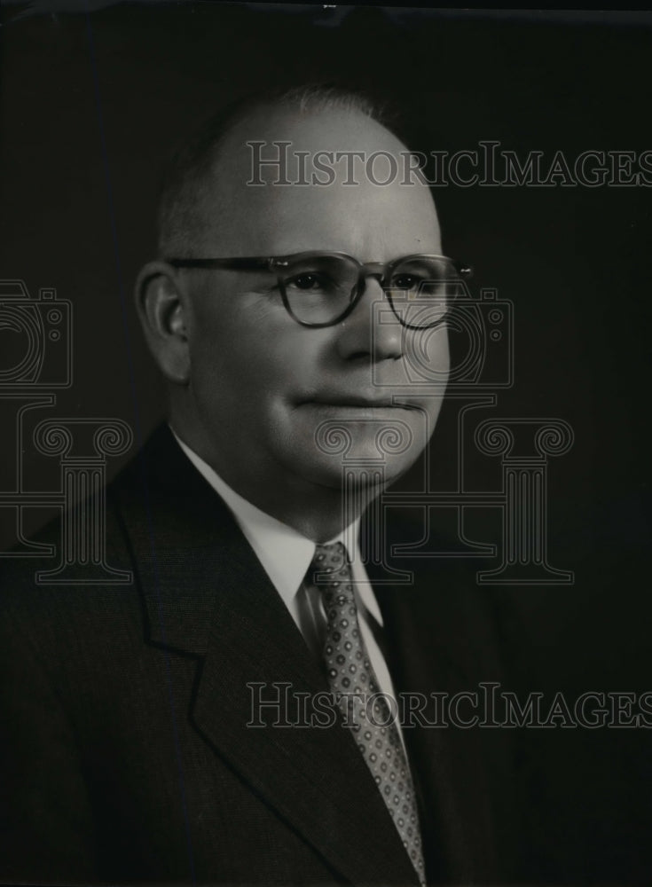 1965 E.Clair Daniels, Spokane Accountant  - Historic Images