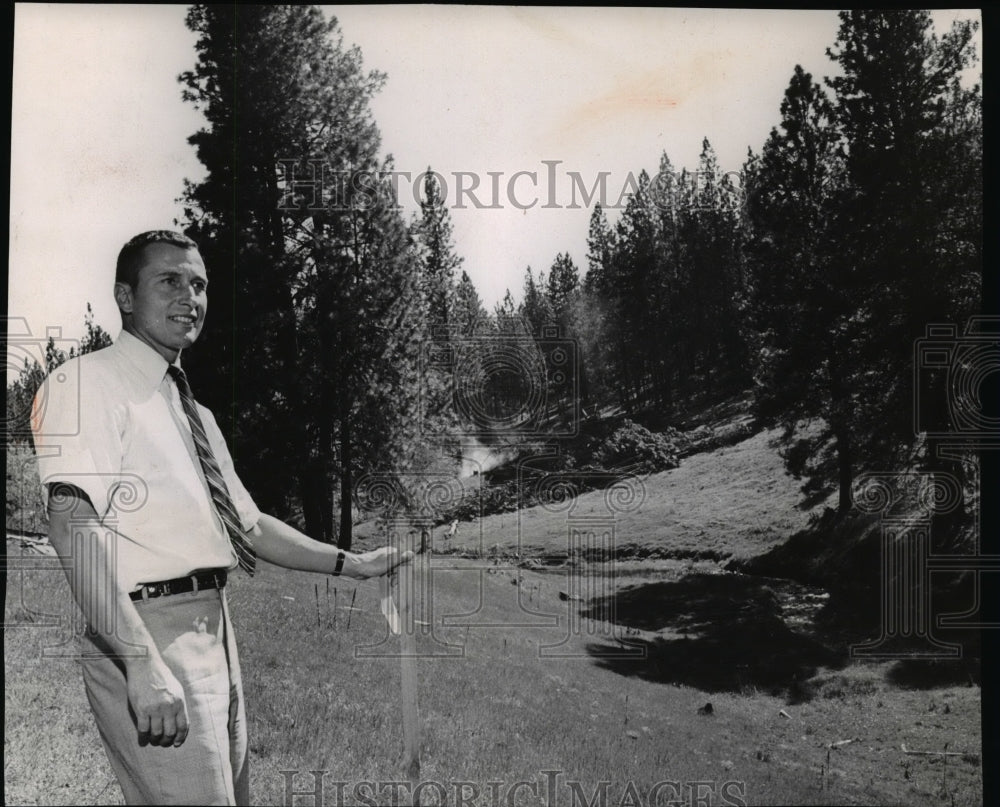 1969 John M. Peterson at the new Spokane Hills Valley Golf Course - Historic Images