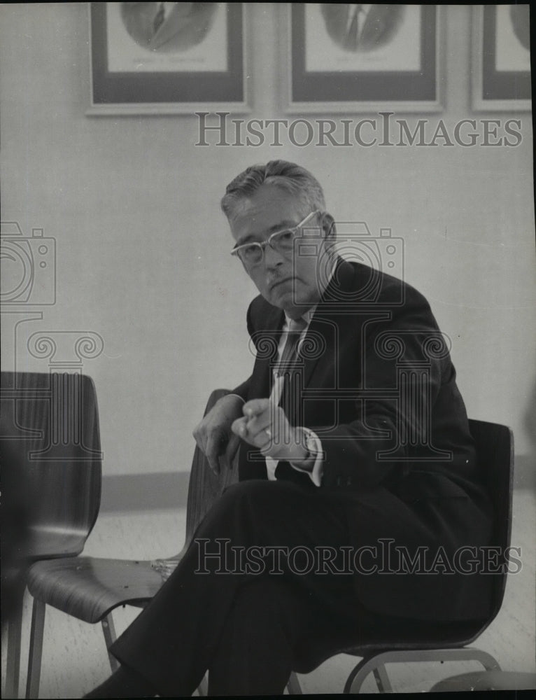 1965 Press Photo John McRenyolds - Historic Images