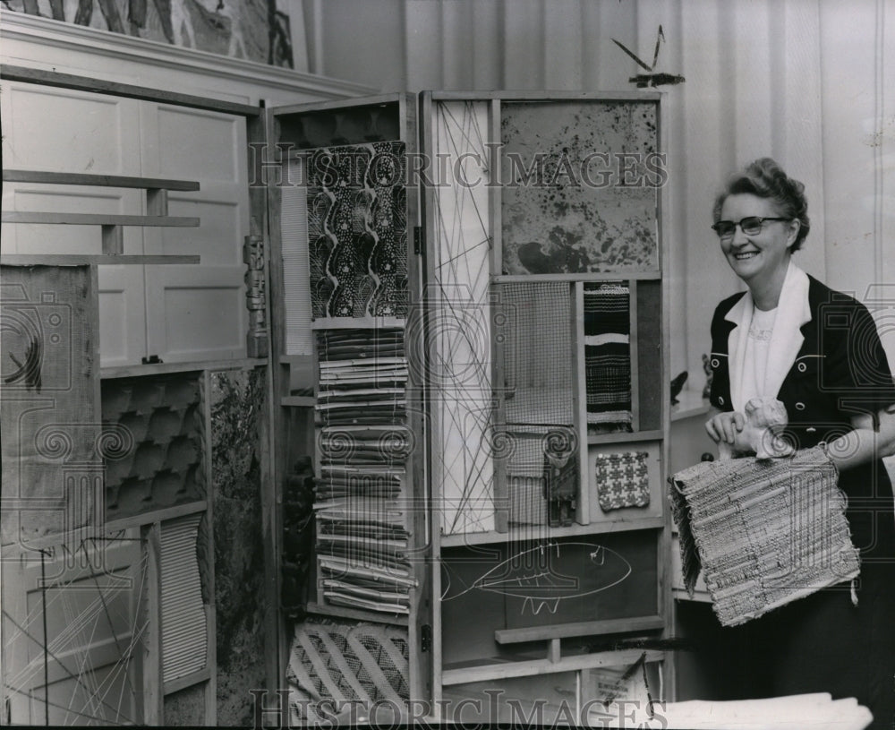 1955 Dorothy Mcllvain, art director for Spokane public schools - Historic Images