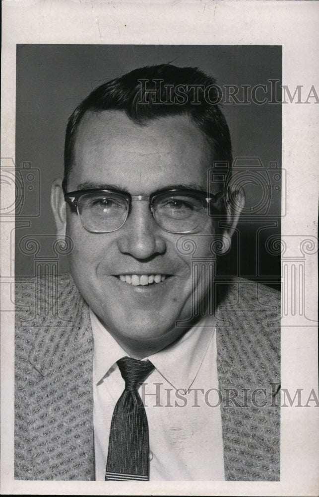 1965 Press Photo Merrill Sather, Executive Secretary for Pacific Northwest Grain - Historic Images