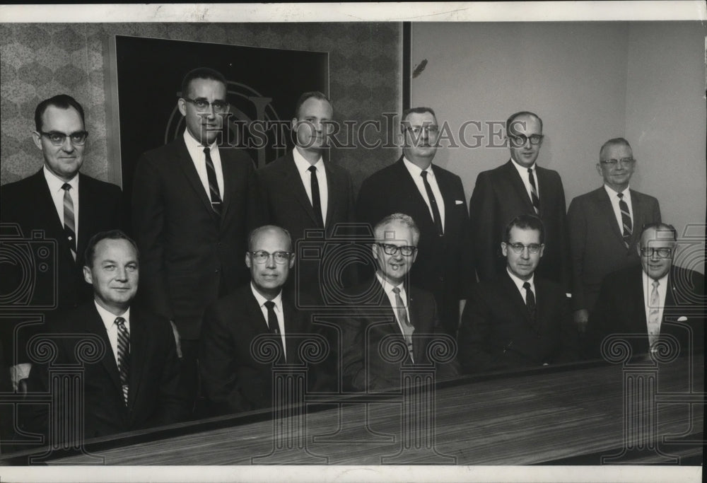 1968 Press Photo Old National Bank of Washington Officers Promoted - Historic Images