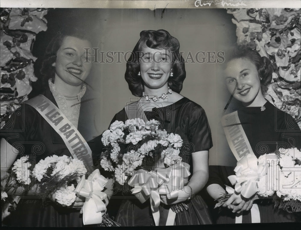 1955 Apple Blossom Festival Queen Sharon Redlinger and Princesses Historic Images