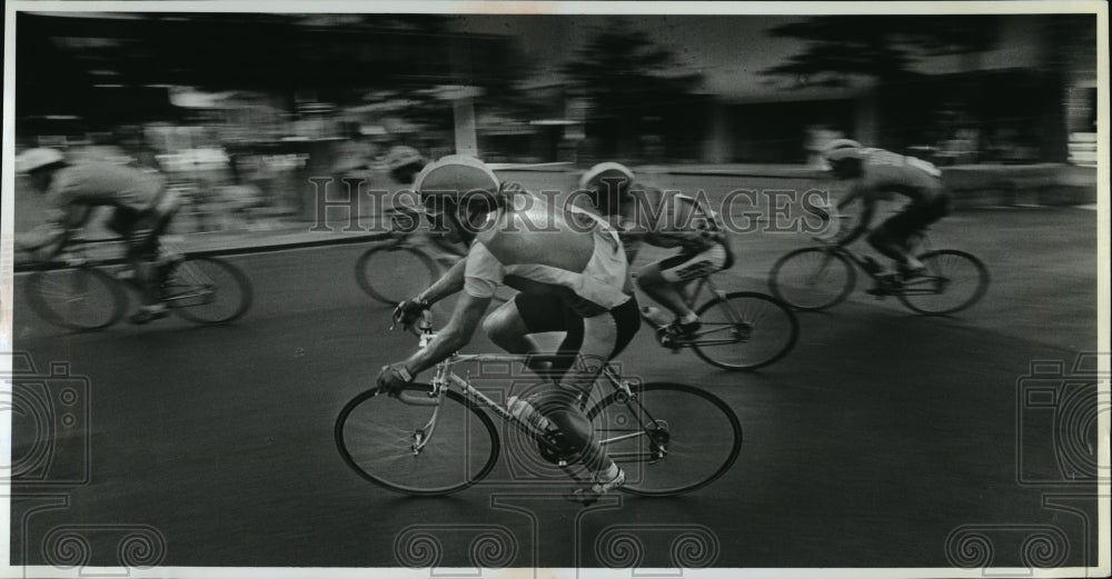 1988 Press Photo Bicycle racing, Washington Trust Cycling Classic - spa34387- Historic Images