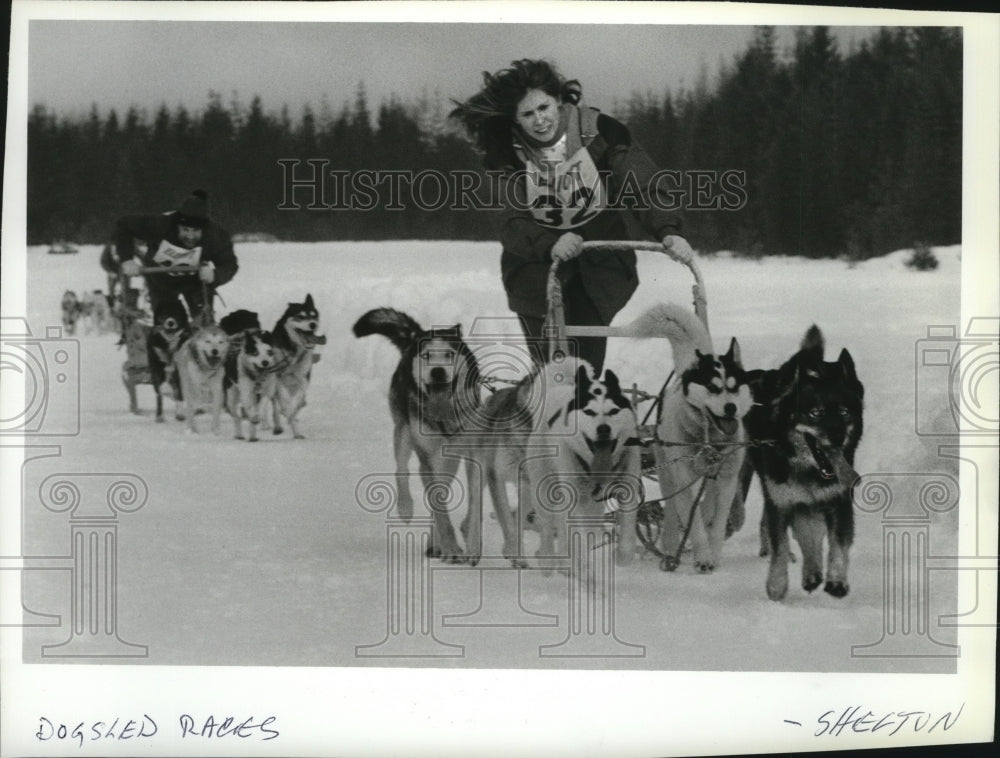 1984 Press Photo Mary Sue Schneider from Billings, Montana at the dog sled races-Historic Images