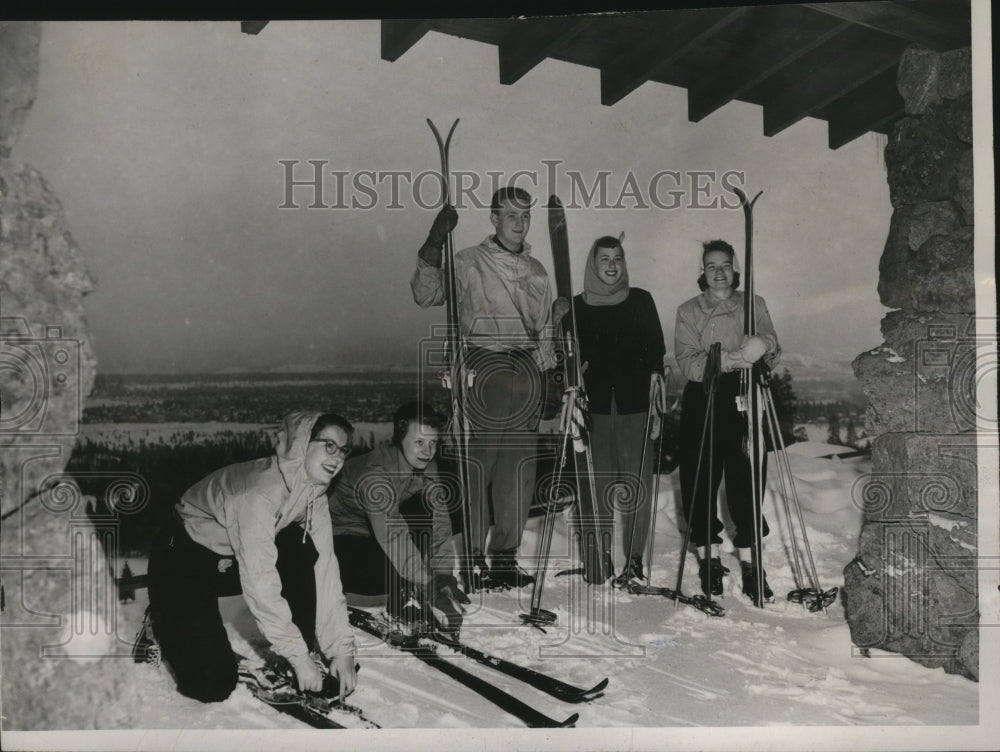 1952 Group of Gonzaga Students Skiing at Indian Canyon Golf Course - Historic Images